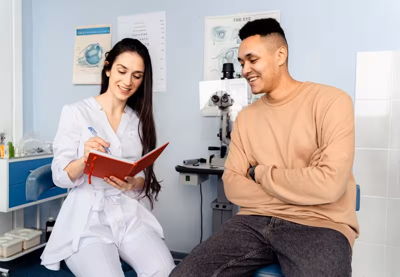 Microsuction Vs Ear Syringing: A patient consultation Patient consultation for Microsuction Vs Ear Syringing - Best Method To Get Hold Of Ealing - Private Microsuction Ear Wax Re...